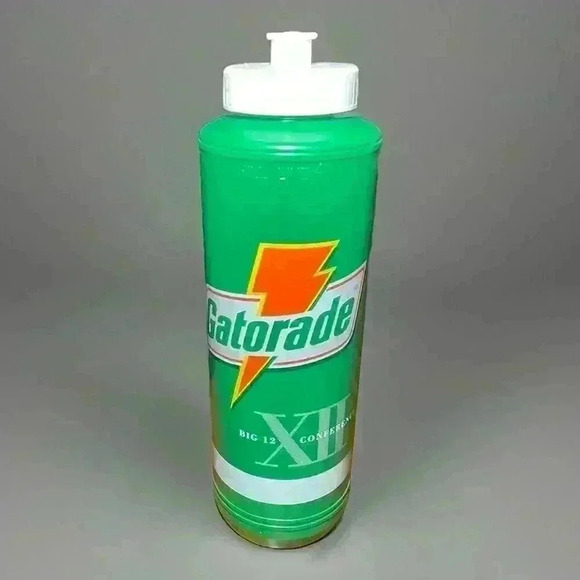 Vintage 90s Y2K Gatorade Green “Property Of” Squeeze Big 12 90s Water Bottle - Picture 4 of 7